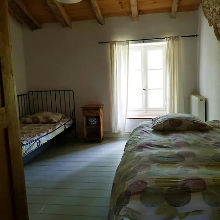 Family House In Private Hamlet Near Monflanquin
